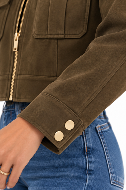 Mila Damenjacke – stilvoll mit 2 Brusttaschen mit Verschlussknöpfen